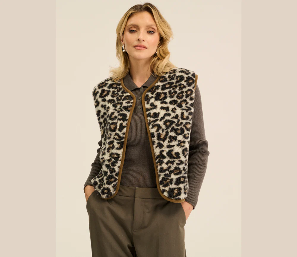 Alwero - Weste "TYB" Adult, LEOPARD WHITE, BRAUNER SAUM, Biowolle Ultra Light - Image 6
